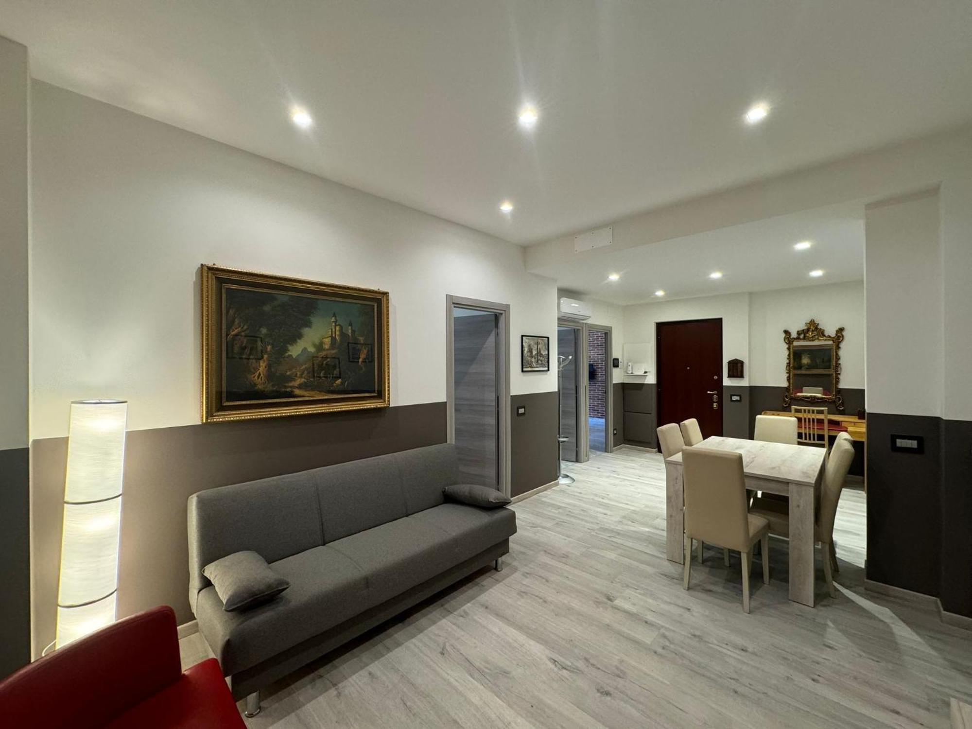 Laura's House In Alberone Apartment *